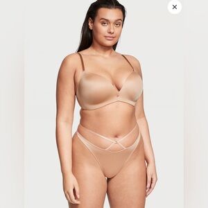 VS VERY SEXY So Obsessed Smooth Wireless Push-Up Bra 36C